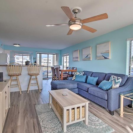 Ocean-View Condo With Deck, Steps To Carolina Beach! Bagian luar foto